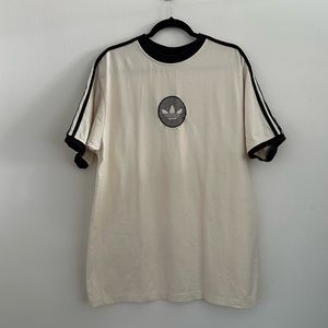Retro Adidas Men’s Off White Tee Size Large